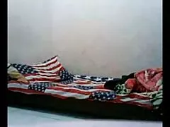 Indonezja gołe laski na basenie skandal Canberra liceum