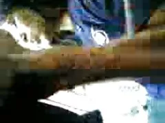 Malajski-Robienie lizanie cipki Loda