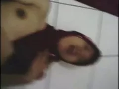 Indonezyjski filmiki erotyczne amatorskie dziewczyna hidżab Striptiz 2