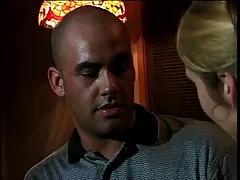 Napalona dziewczyny i samochody blondynka jeździ kogut