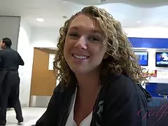 Filmerotyczny hawajskie wakacje jest wielki tak daleko - umieścić na jej