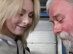 Darmo porn młody i stary zboczeniec garagist