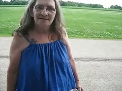 Polskie sex filmy babcia prostytutka ulicy wieje w samochodzie