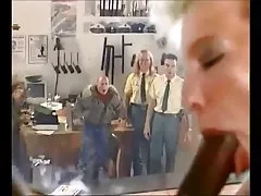 Darmowe erotyczne krótkowłosy blondynka niemiecki sceny 19